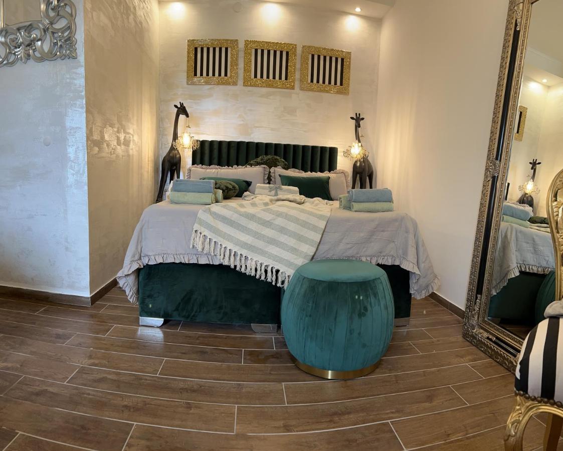 La Dolce Vita Luxury II Apartments With Best Free Private Parking In Center Пула Экстерьер фото